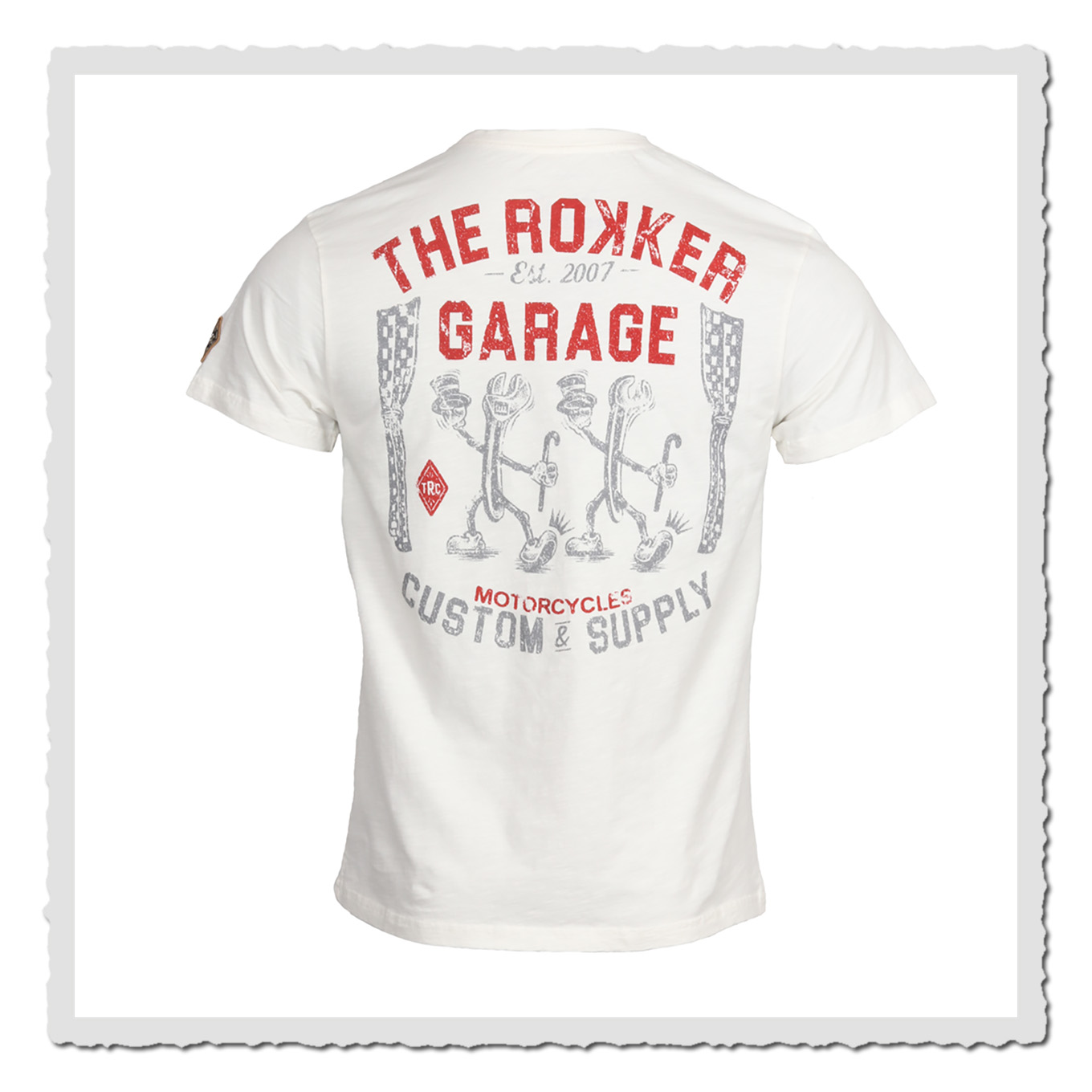 Offwhite T-Shirt, Rückenansicht, großer rot-grauer Rückenprint, freigestellt auf weißem Hintergrund.